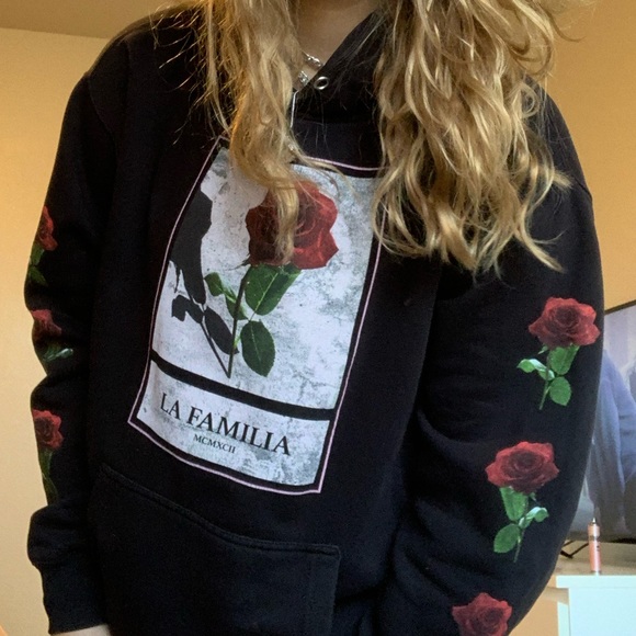 La famila hoddie - Picture 5 of 6